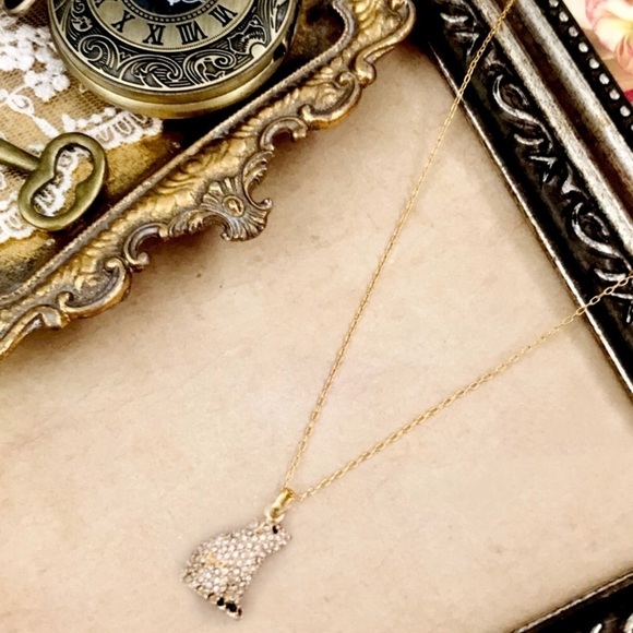 KATE SPADE • Cold Comforts Polar Bear Necklace - Picture 2 of 4